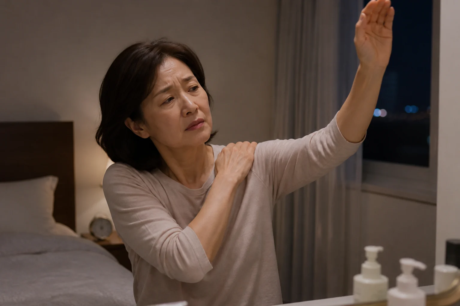 석회화건염 주사 후에도 밤에 깨고 팔이 안 올라간다면 건강정보 대표 이미지